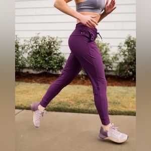 Barbell Apparel Ultralight Joggers in Iris